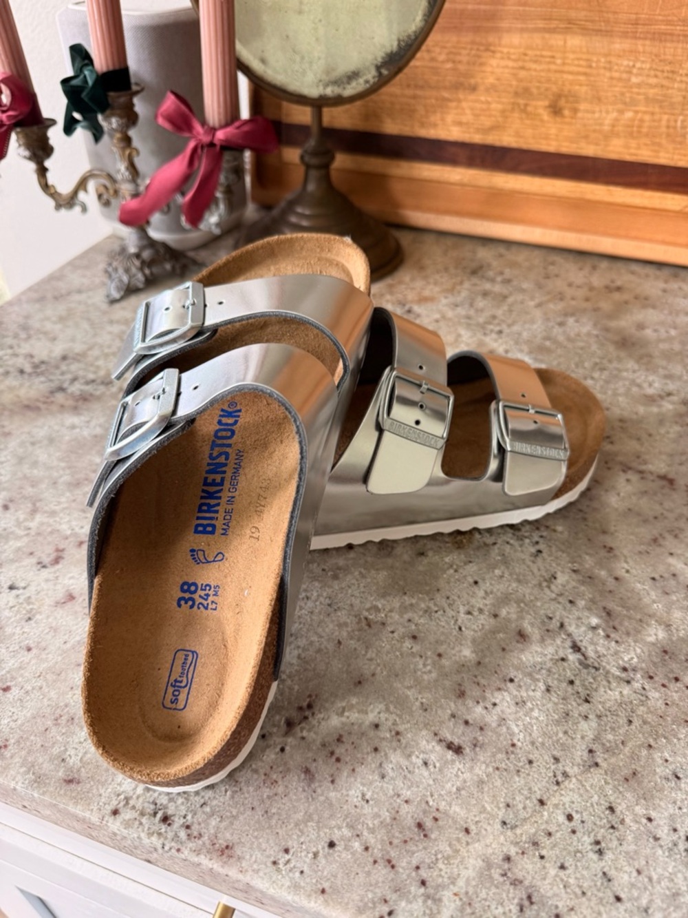 Birkenstock Arizona Metallic Silver Sandals EU 38 / US 7-7.5 (NEW) - Picture 3 of 5